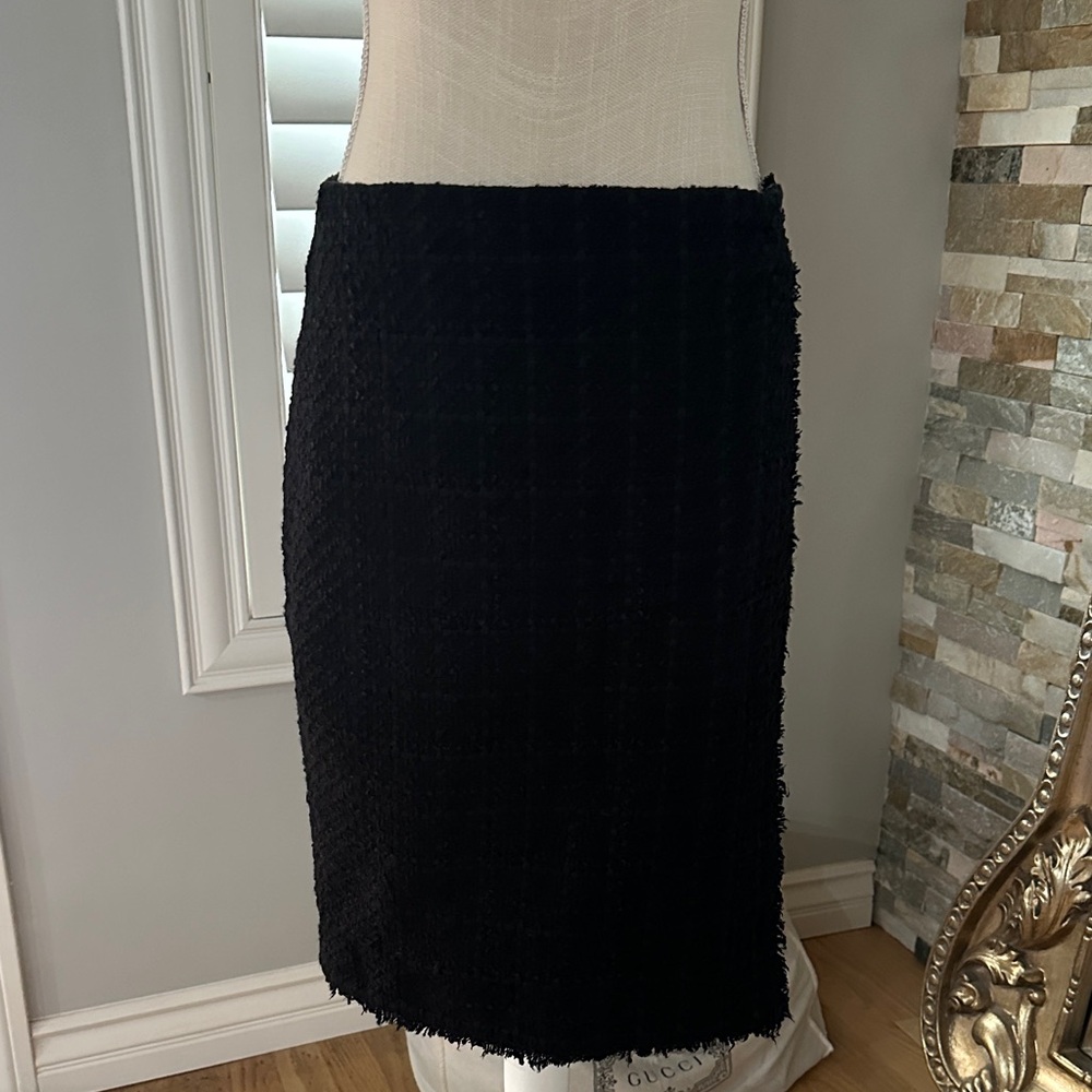 Ann Taylor Textured Black Pencil Skirt